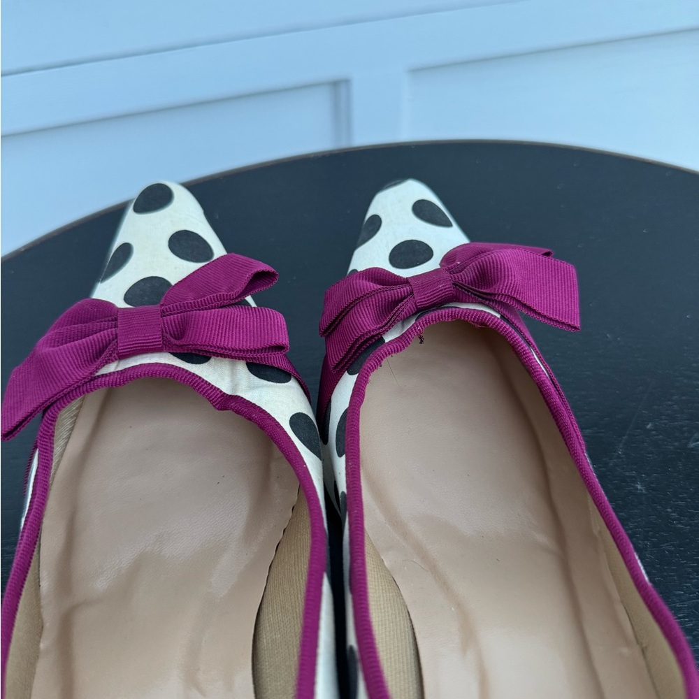 Polka Dot Pointed Low Heels with Magenta Bow Trim - Picture 4 of 6